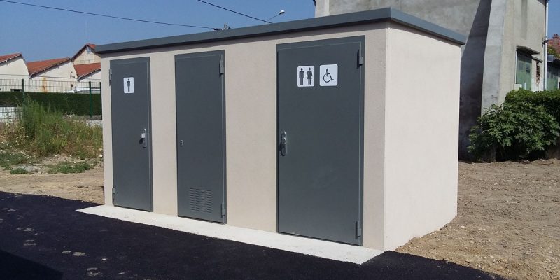 Toilettes Publiques semi-automatiques_Bourg-Lès-Valence
